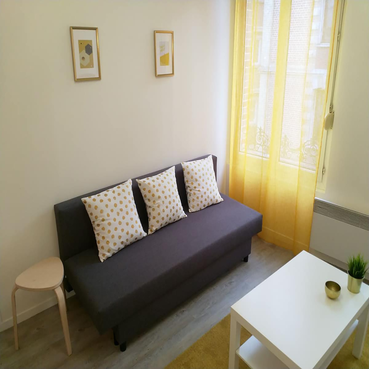 B&B : Yellow Room